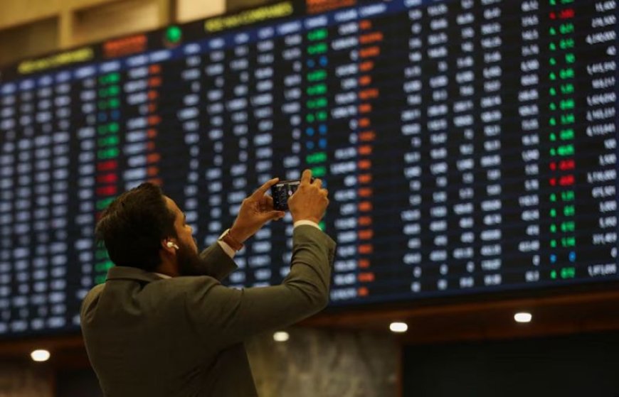 PSX surges 700 points after IMF Approval